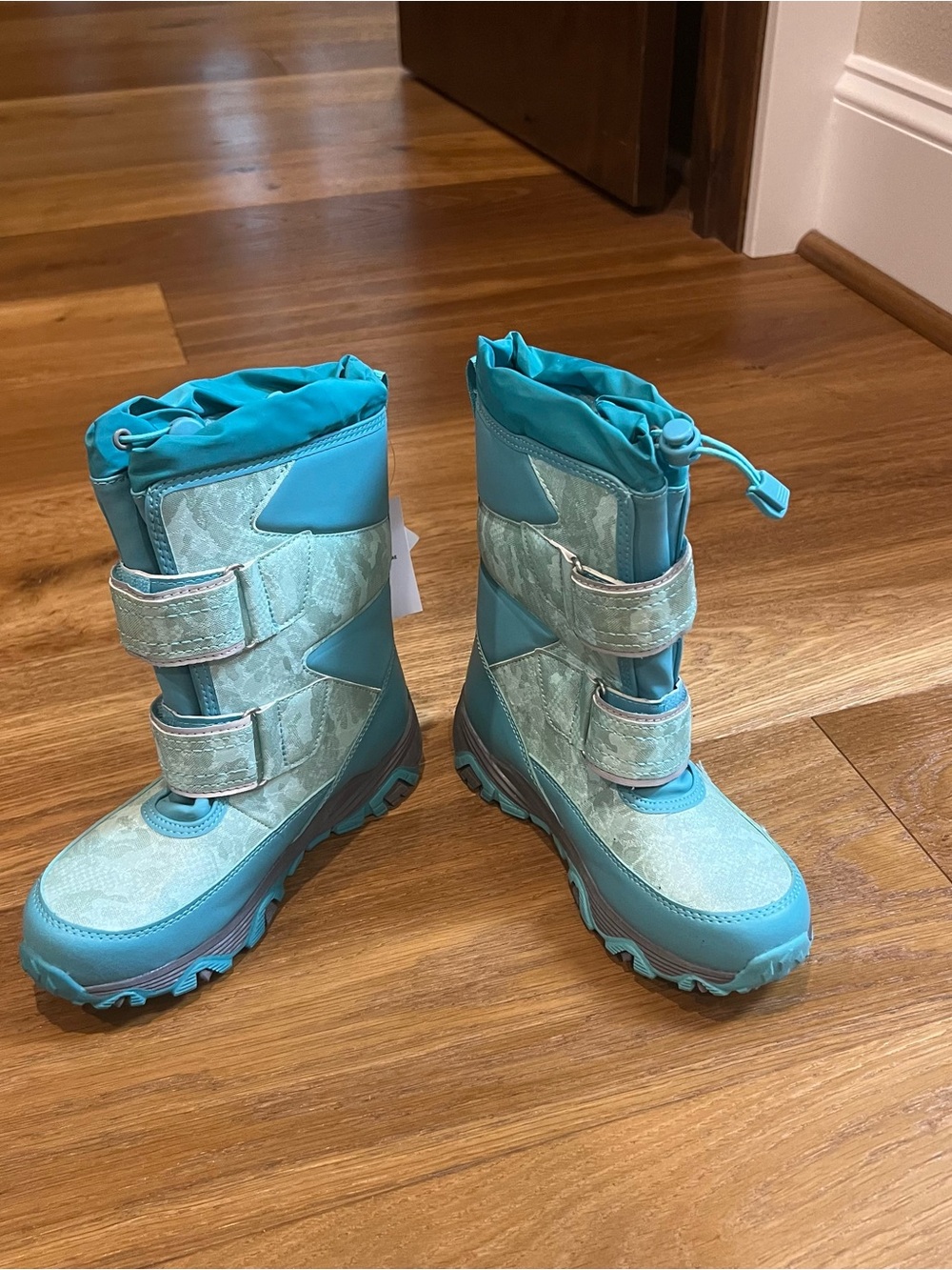 Lands’ End Kids Aqua Winter Snow Boots with Reflective Trim
